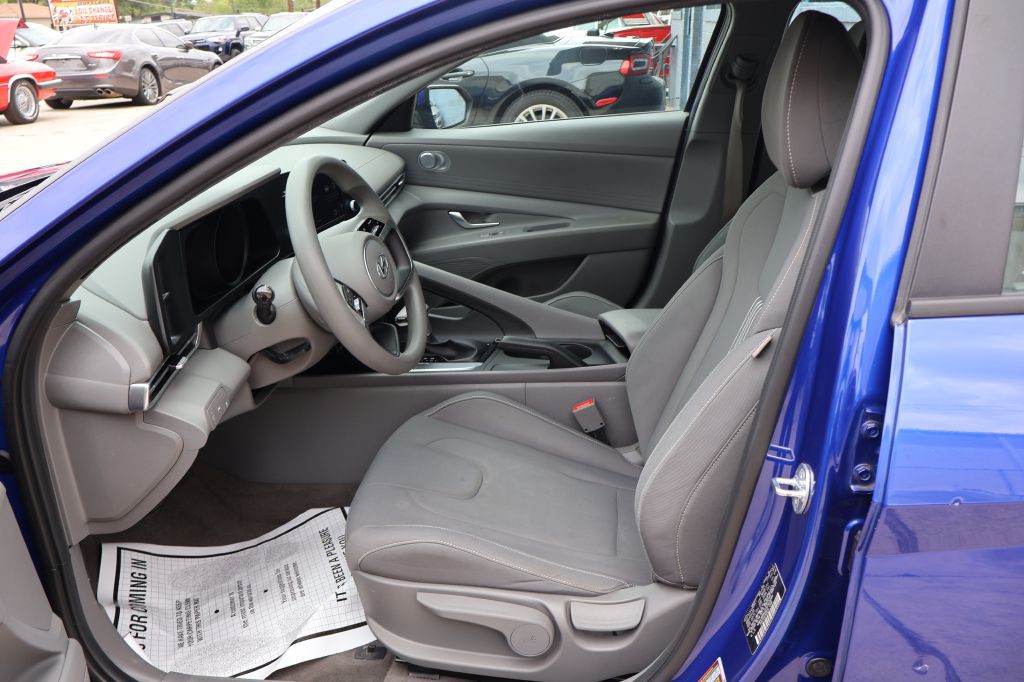 2023 Hyundai Elantra Image 20