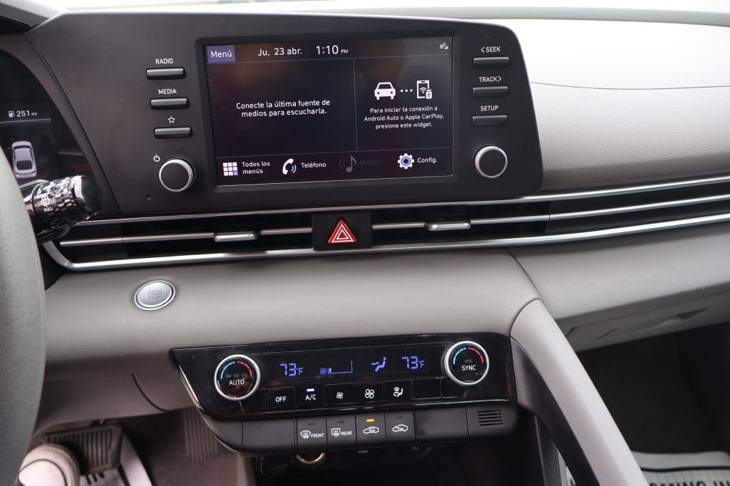 2023 Hyundai Elantra Image 30