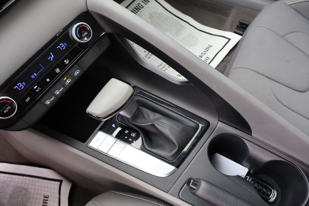 2023 Hyundai Elantra Image 31