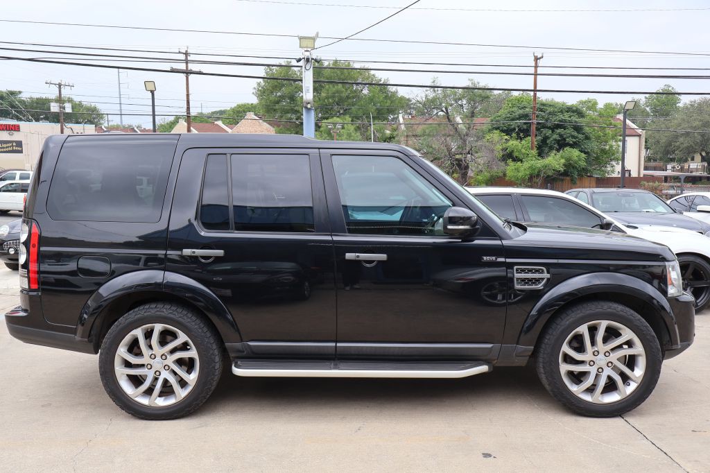 2016 Land Rover LR4 Image 9