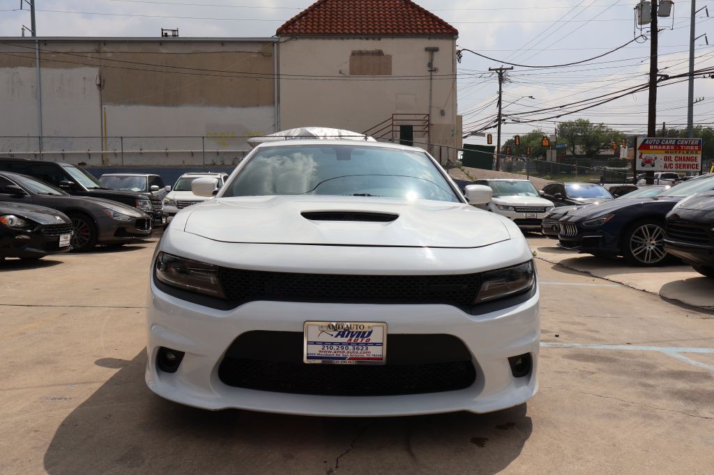 2021 Dodge Charger Image 2