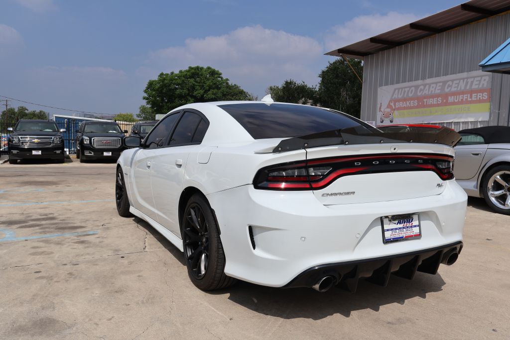 2021 Dodge Charger Image 7