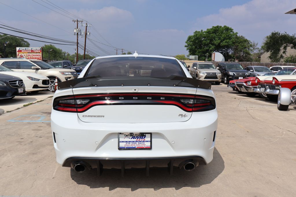 2021 Dodge Charger Image 8
