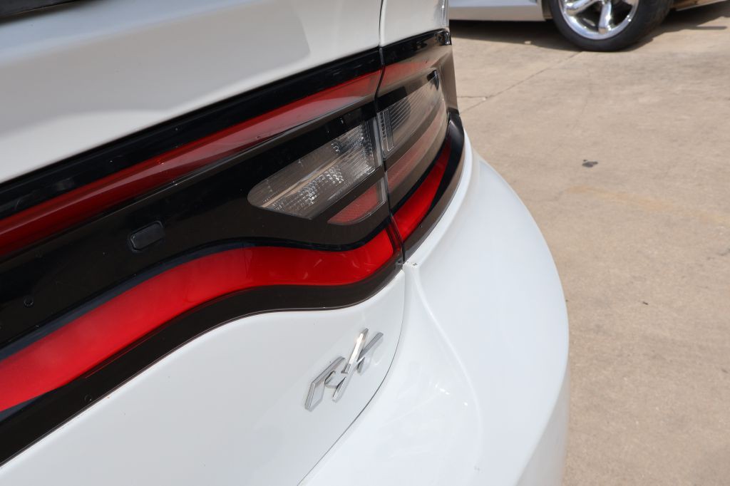 2021 Dodge Charger Image 9