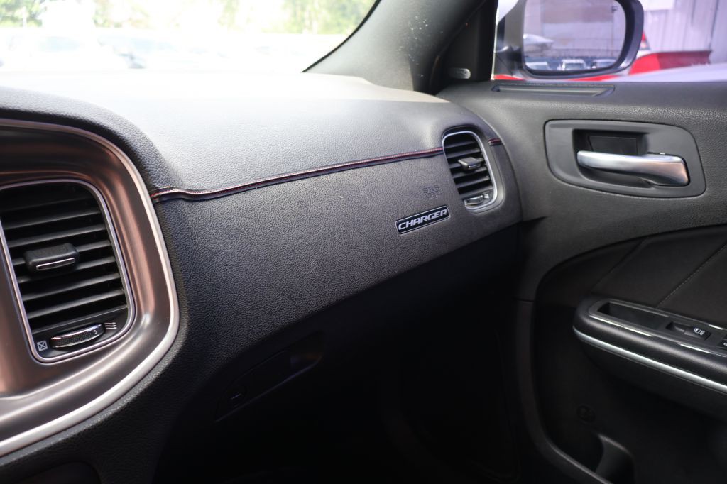 2021 Dodge Charger Image 30