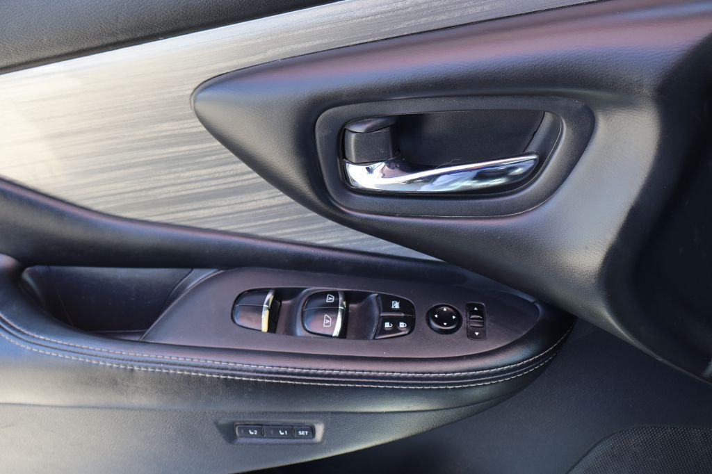 2017 Nissan Murano Image 35
