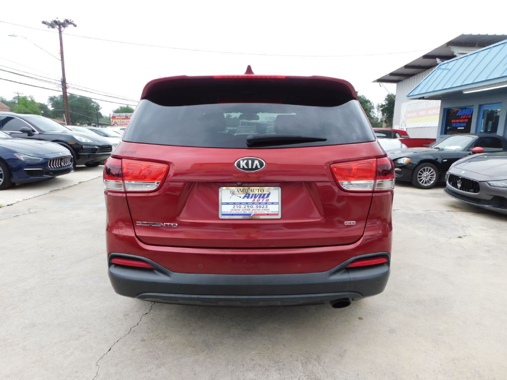 2016 Kia Sorento Image 6