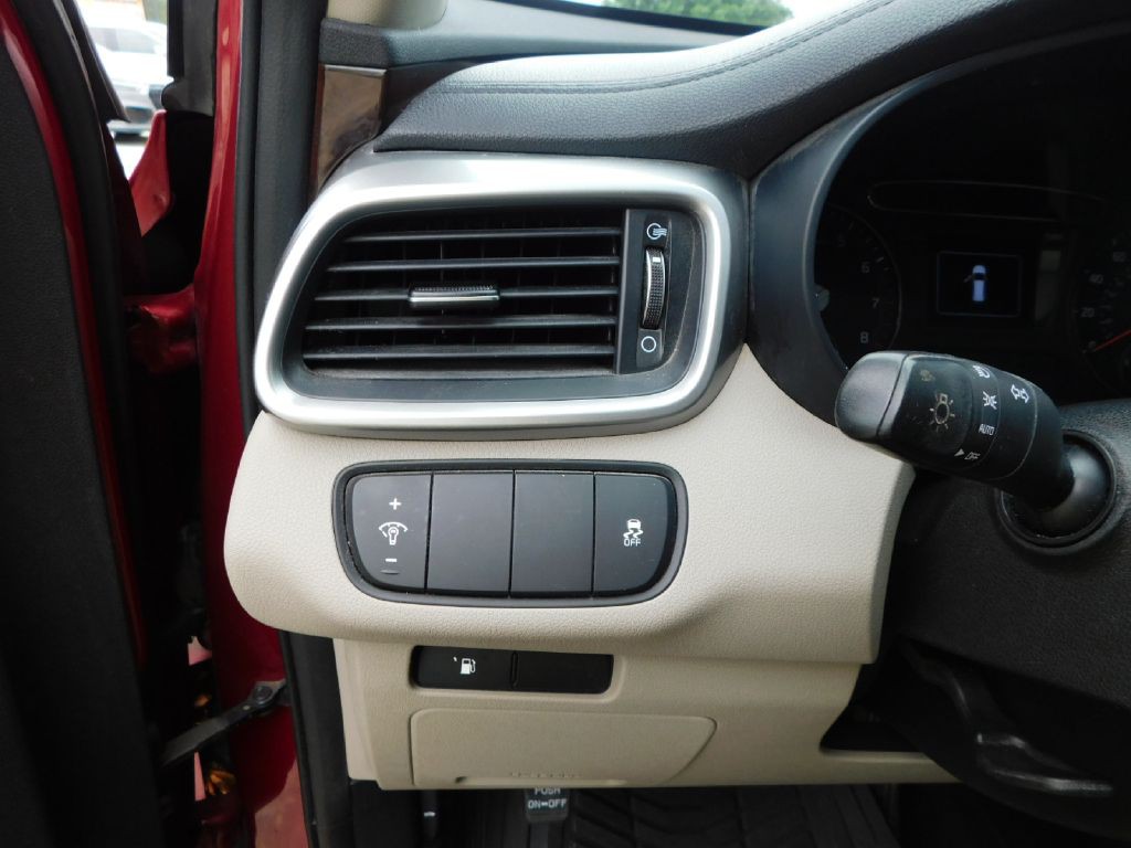 2016 Kia Sorento Image 29
