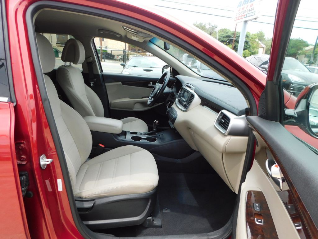 2016 Kia Sorento Image 46