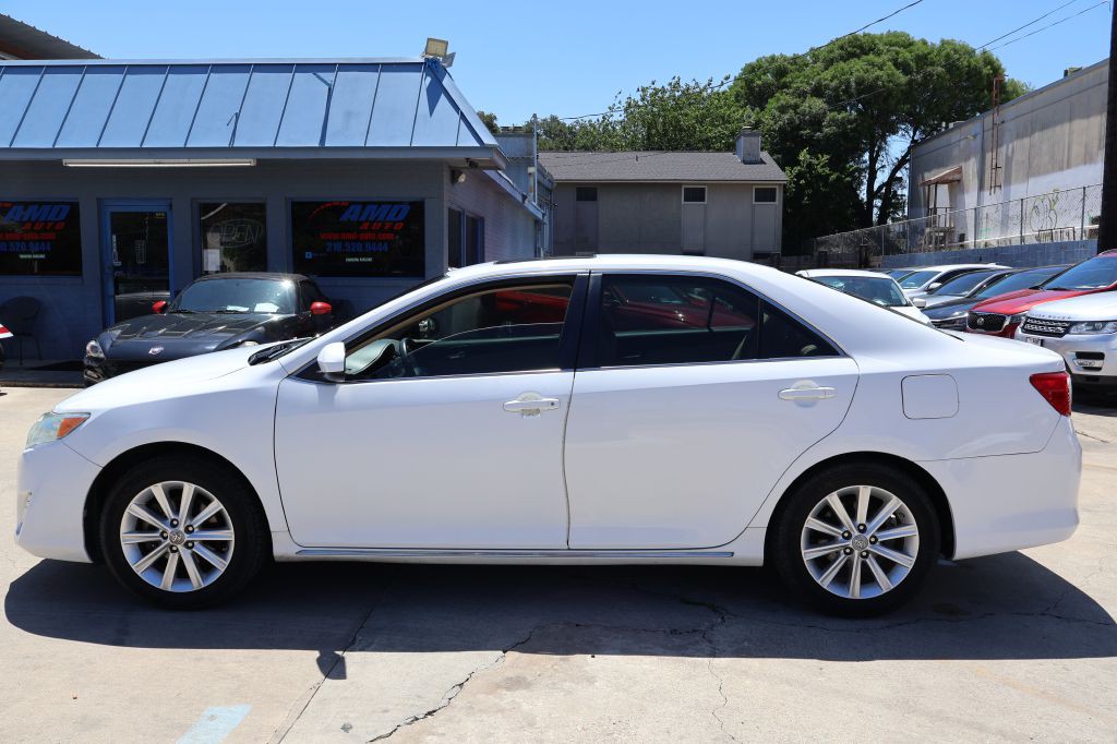 2012 Toyota Camry Image 4
