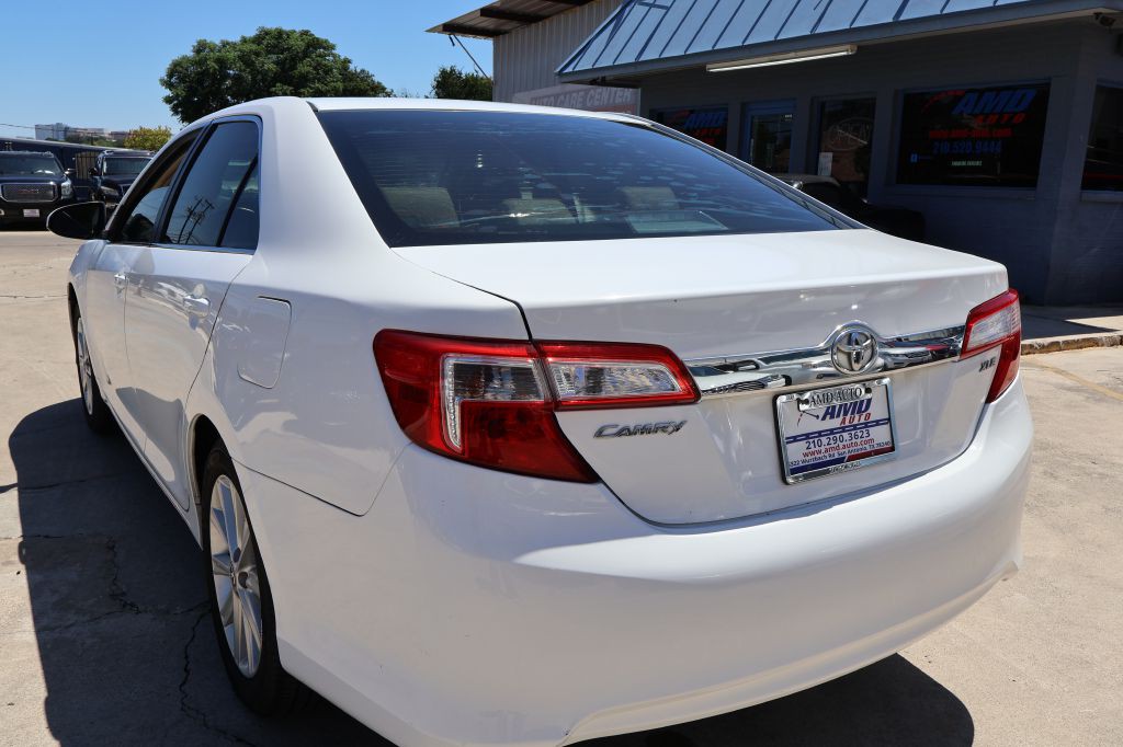 2012 Toyota Camry Image 5