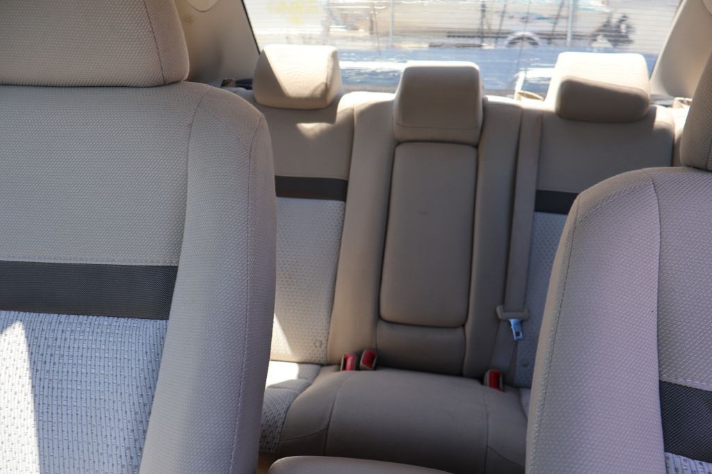 2012 Toyota Camry Image 38