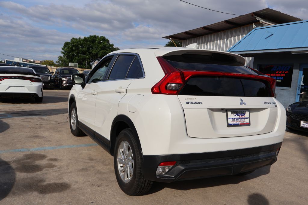 2019 Mitsubishi Eclipse Image 6