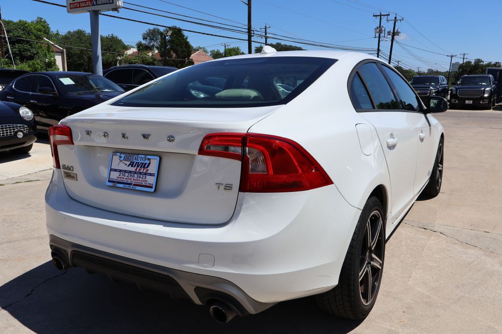 2017 Volvo S60 Image 7