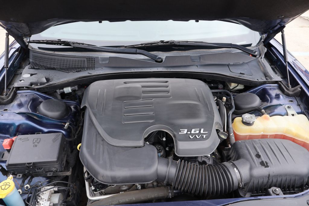 2016 Dodge Charger Image 11
