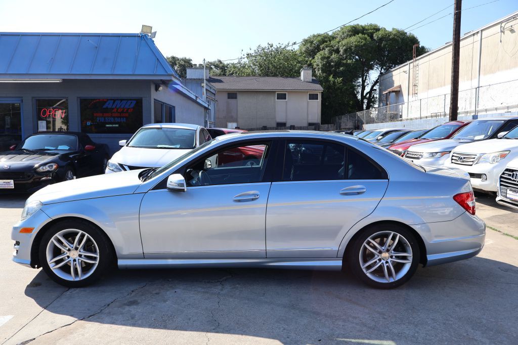 2014 Mercedes-Benz C-Class Image 4