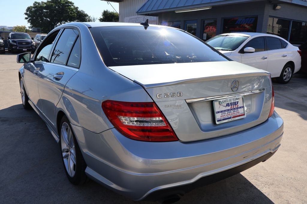 2014 Mercedes-Benz C-Class Image 5
