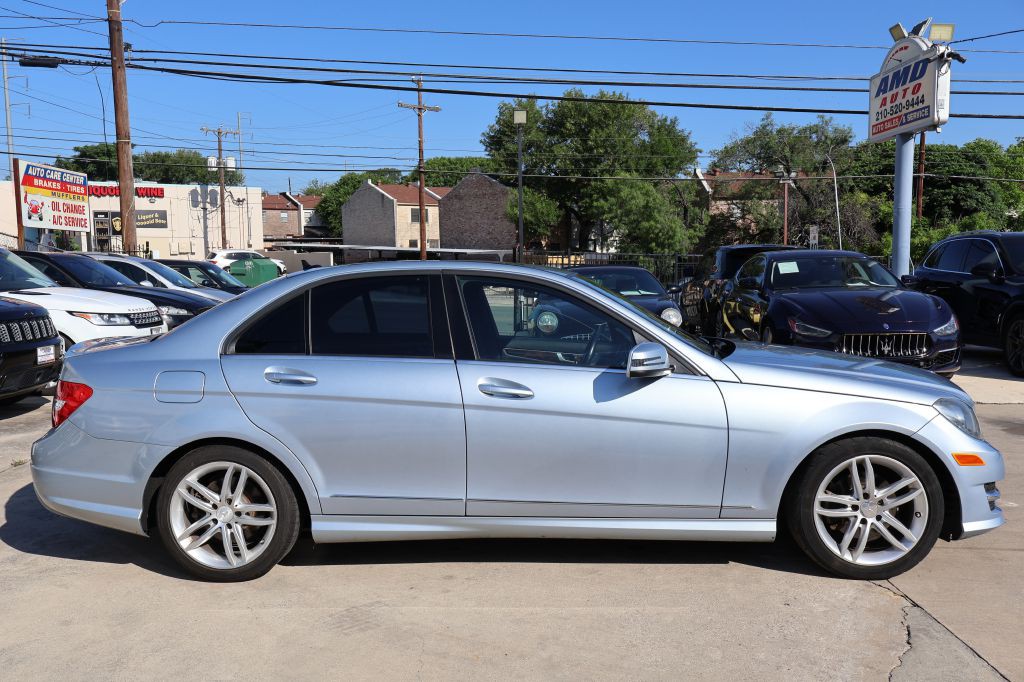 2014 Mercedes-Benz C-Class Image 8