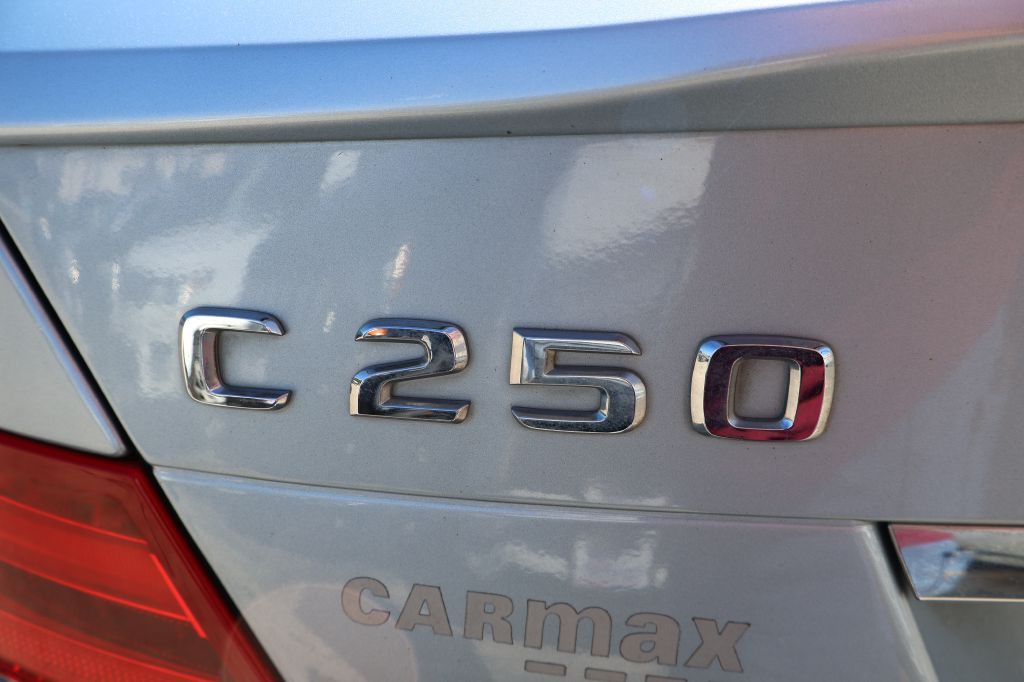 2014 Mercedes-Benz C-Class Image 11
