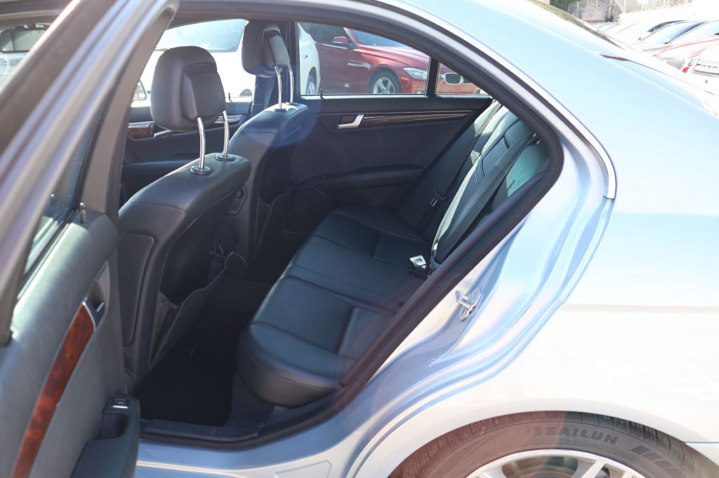 2014 Mercedes-Benz C-Class Image 23