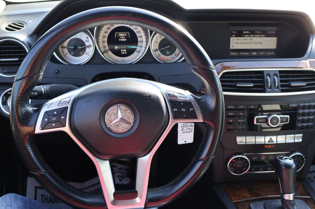 2014 Mercedes-Benz C-Class Image 26
