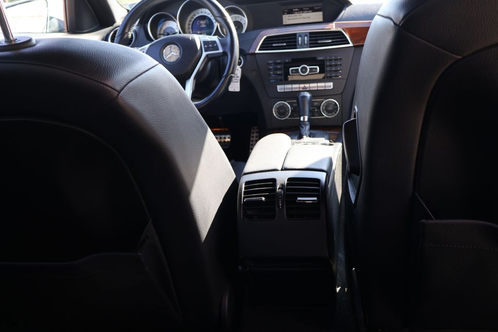2014 Mercedes-Benz C-Class Image 44