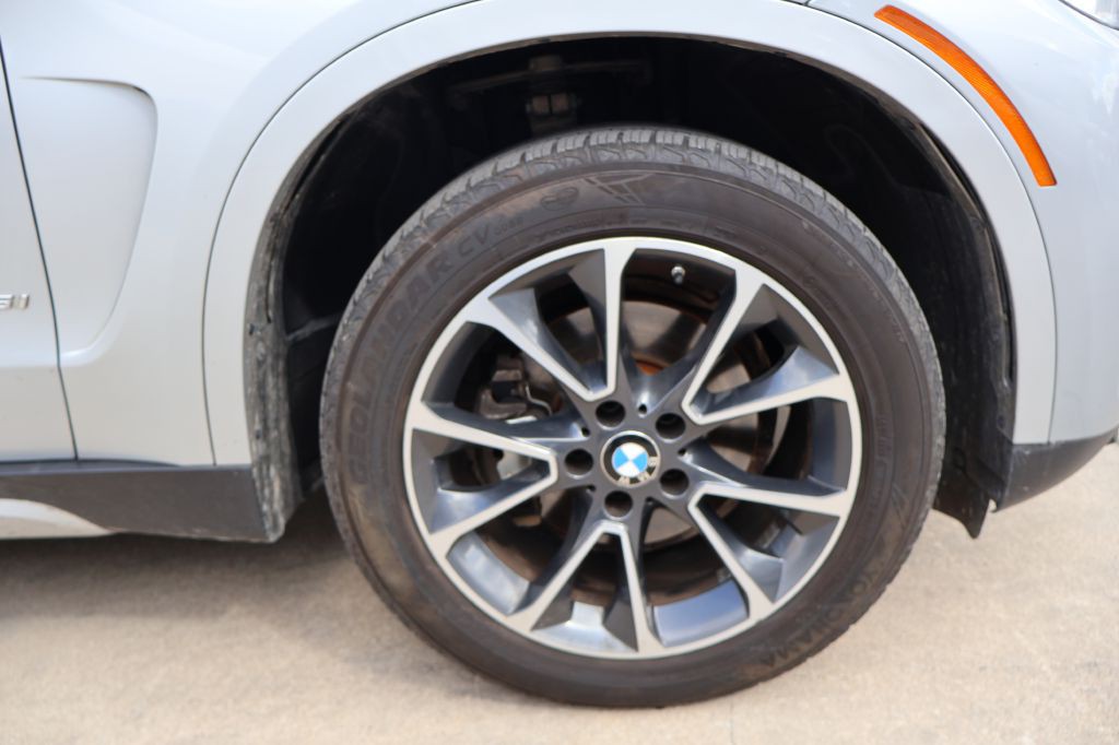 2017 BMW X5 Image 9