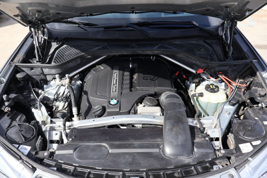 2017 BMW X5 Image 15