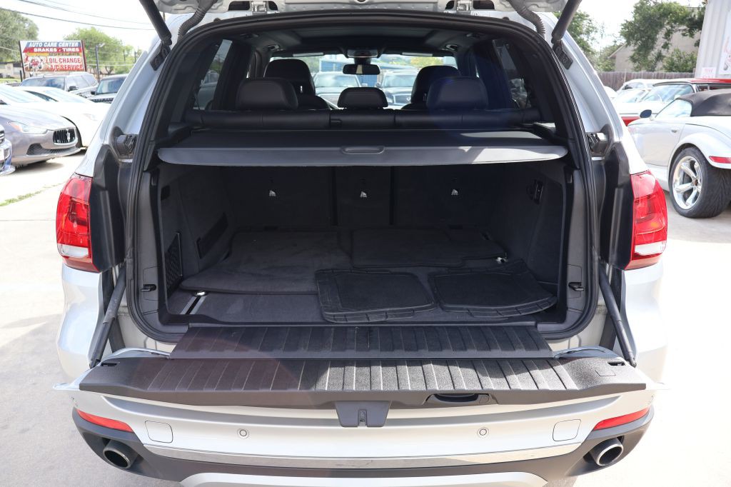2017 BMW X5 Image 19