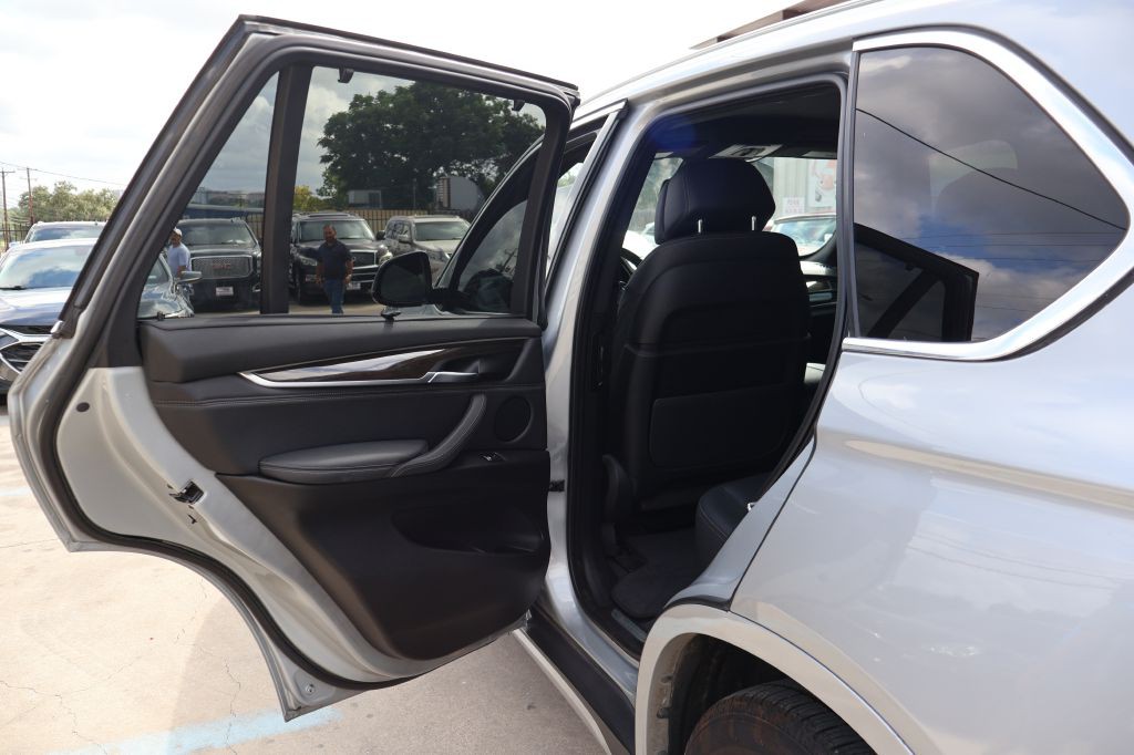 2017 BMW X5 Image 26