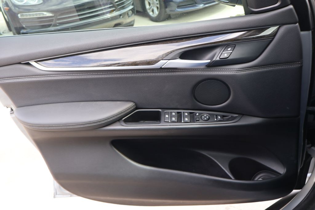 2017 BMW X5 Image 35