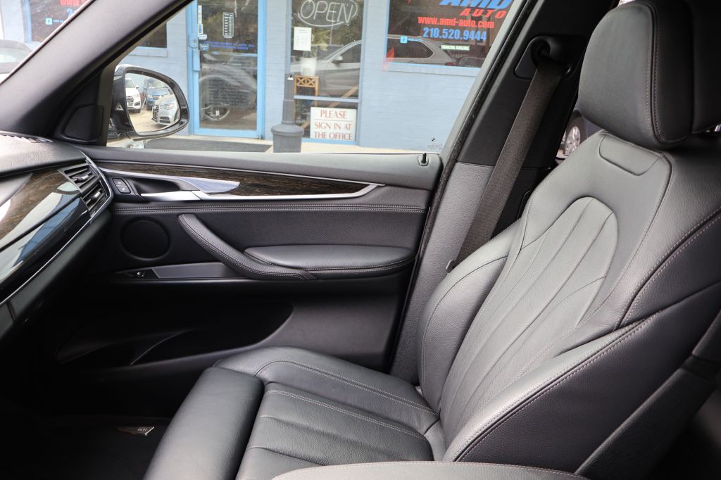 2017 BMW X5 Image 42