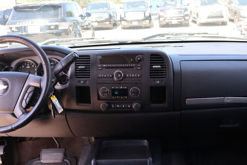 2008 Chevrolet Silverado 1500 Image 16