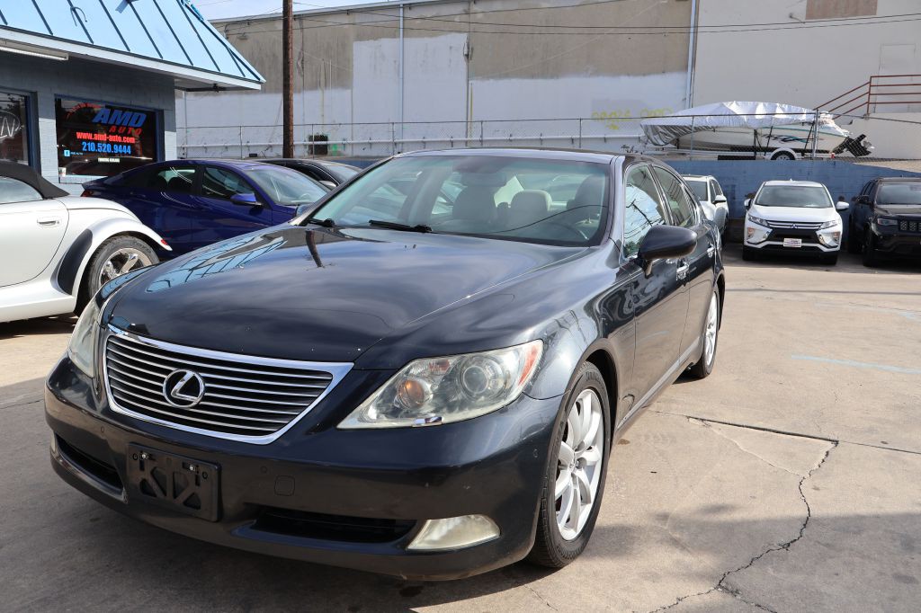 2008 Lexus LS Image 3
