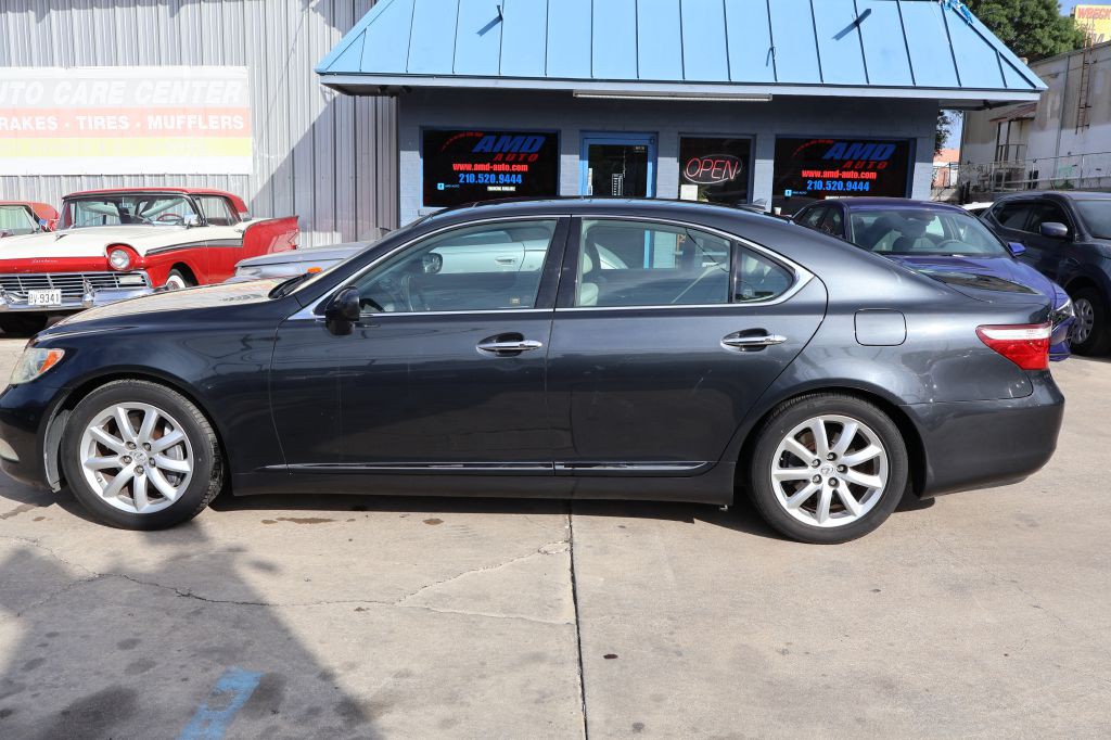 2008 Lexus LS Image 4