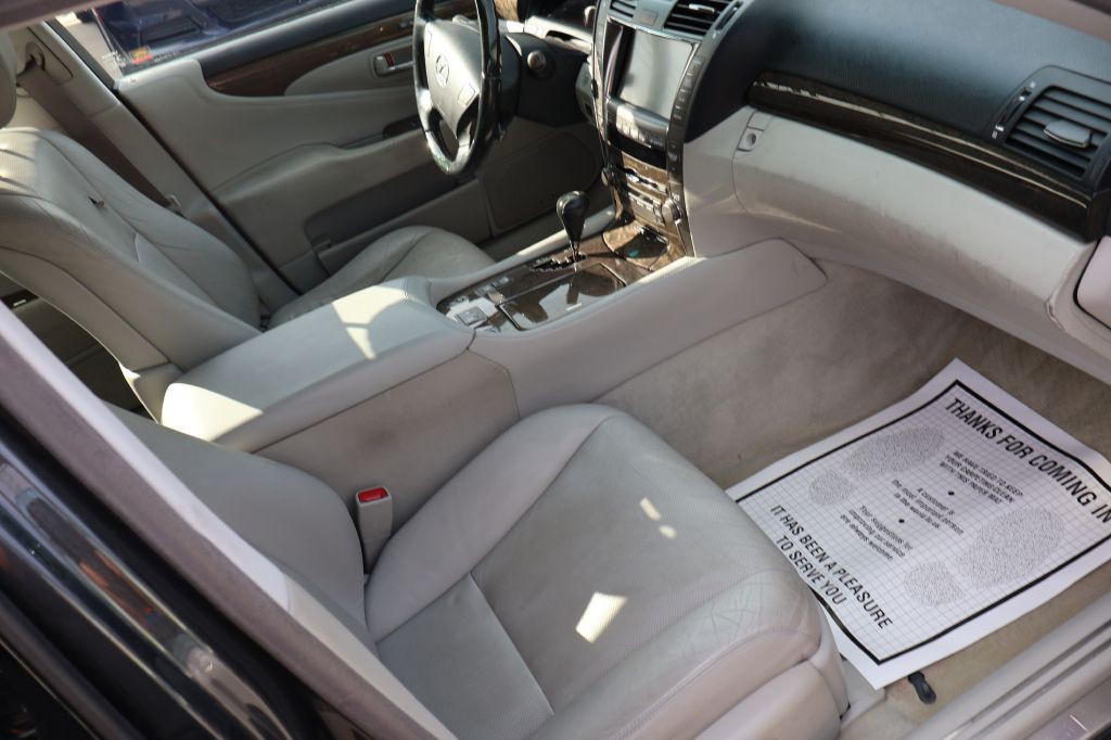 2008 Lexus LS Image 21
