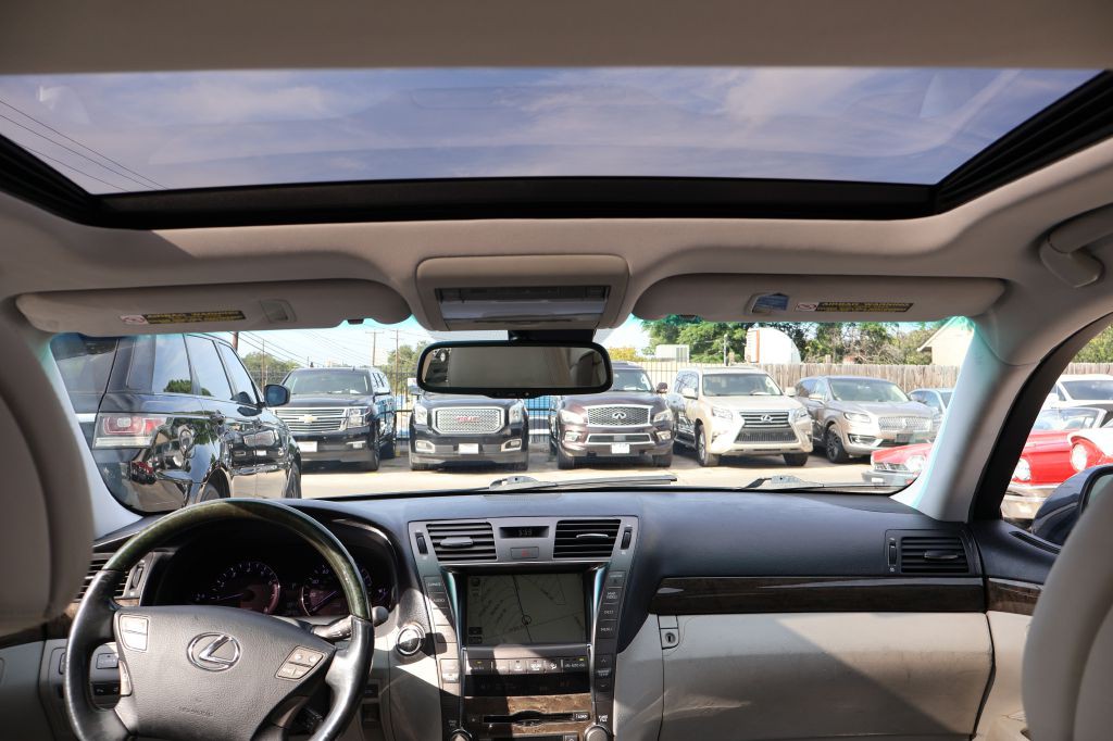 2008 Lexus LS Image 30