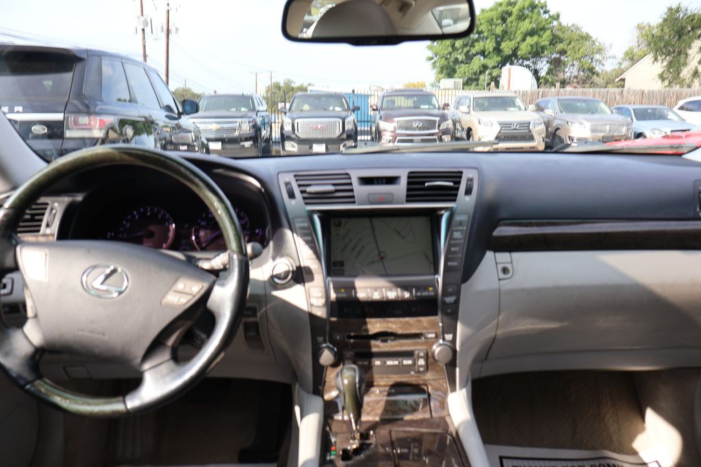2008 Lexus LS Image 31
