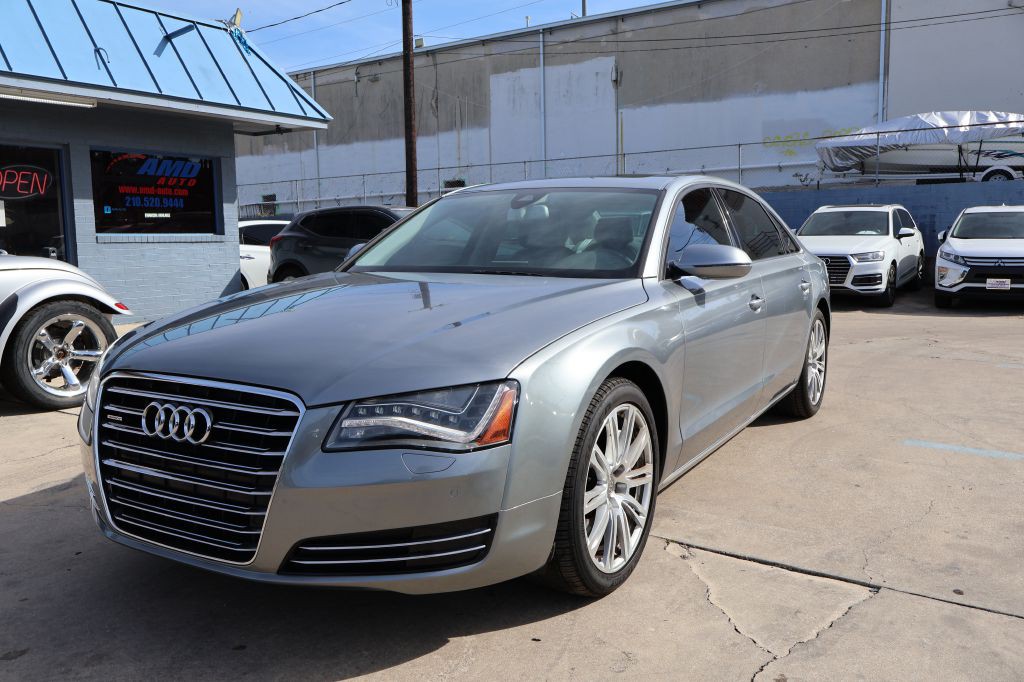2012 Audi A8 Image 3