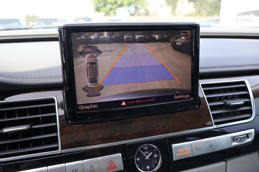 2012 Audi A8 Image 24