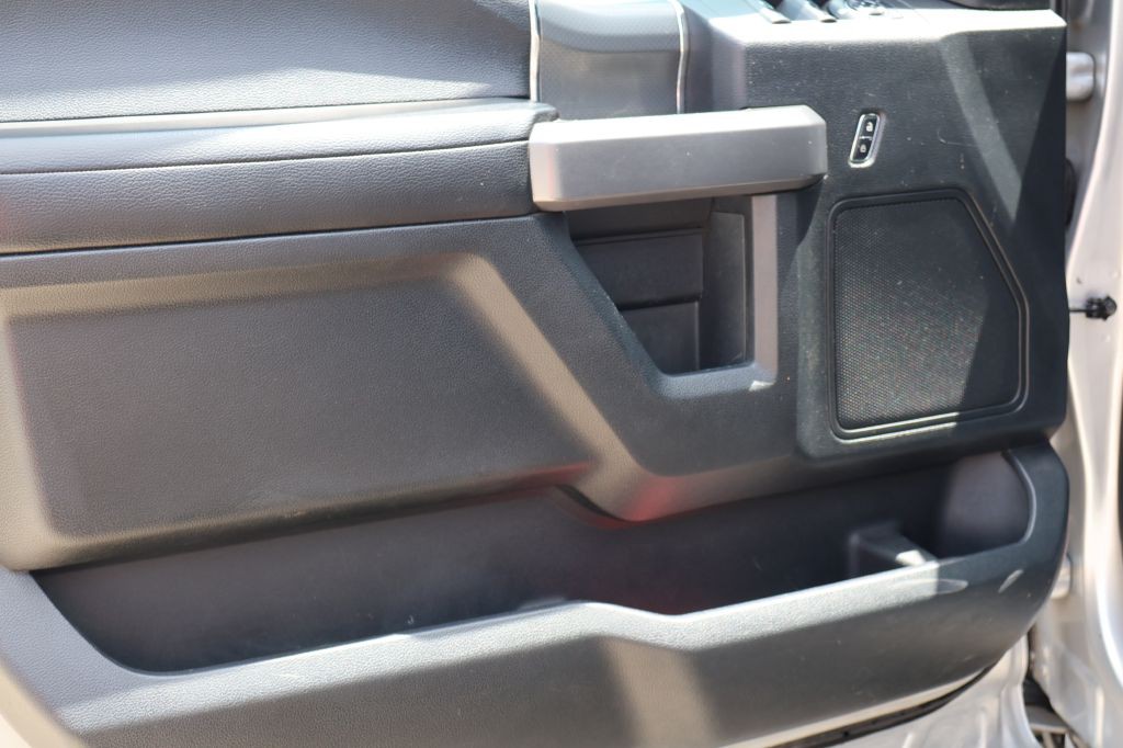 2015 Ford F-150 Image 21