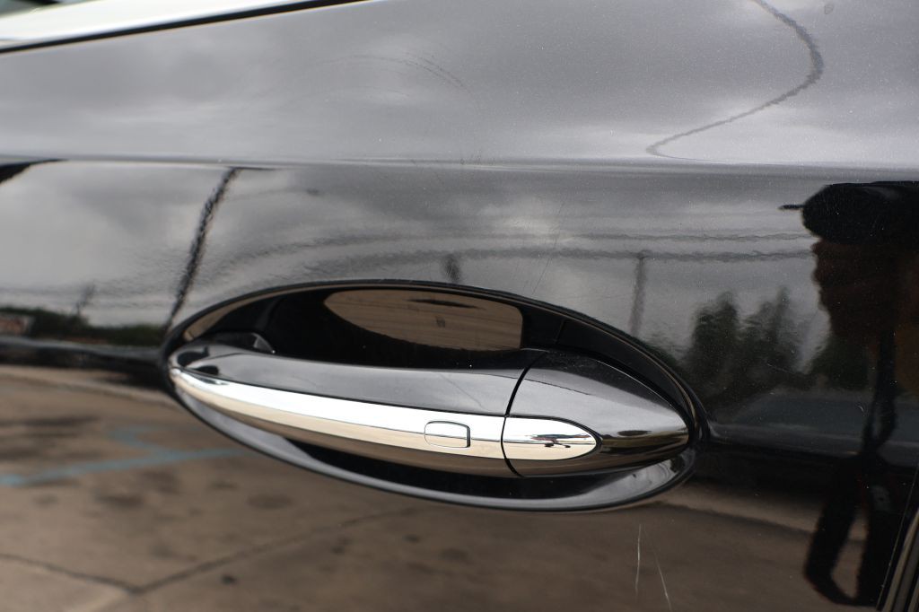 2019 Buick Enclave Image 13