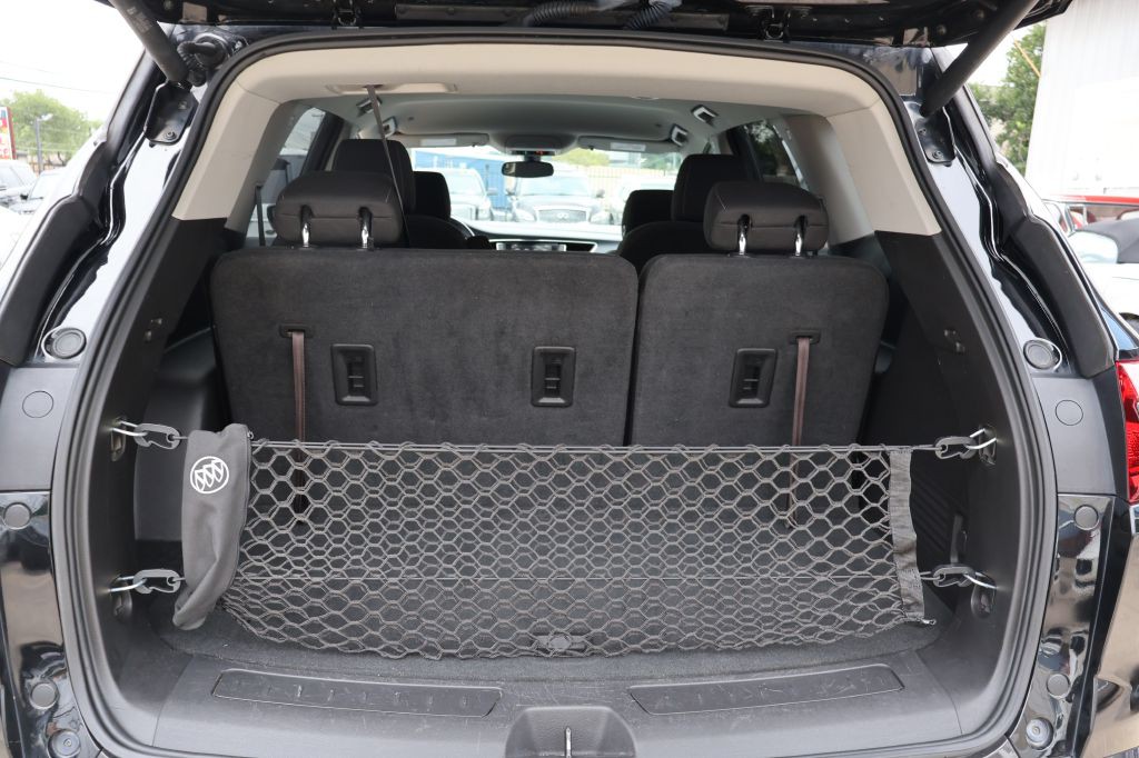 2019 Buick Enclave Image 17