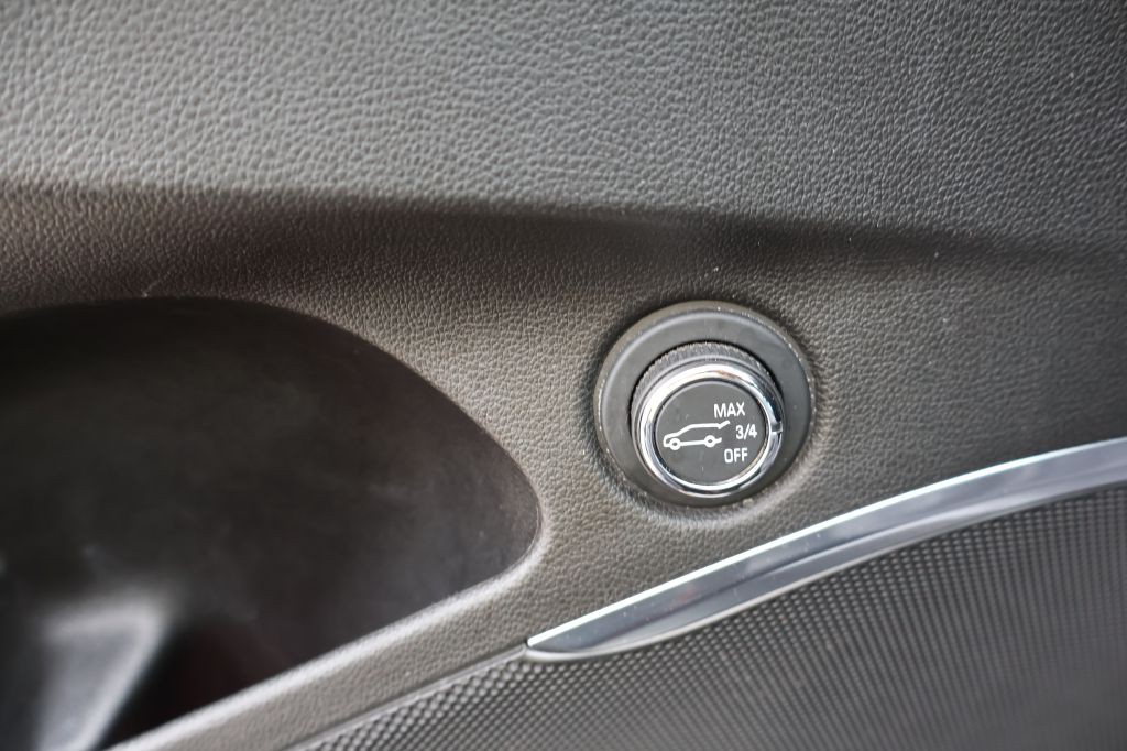 2019 Buick Enclave Image 32
