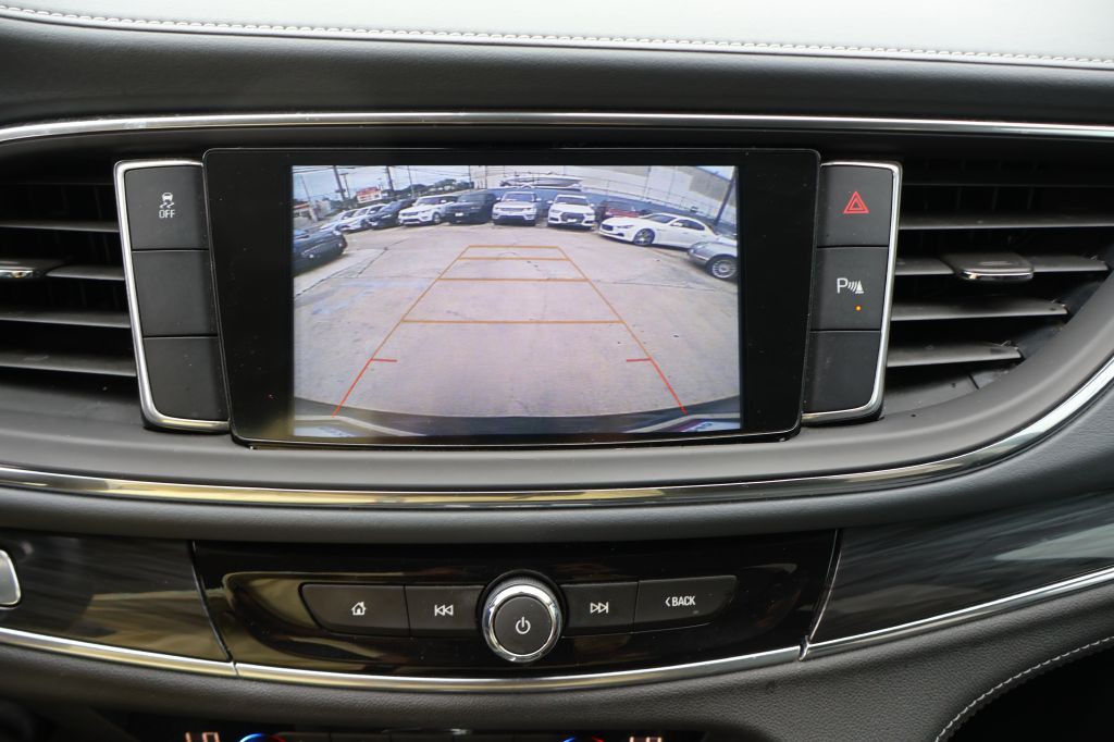 2019 Buick Enclave Image 36