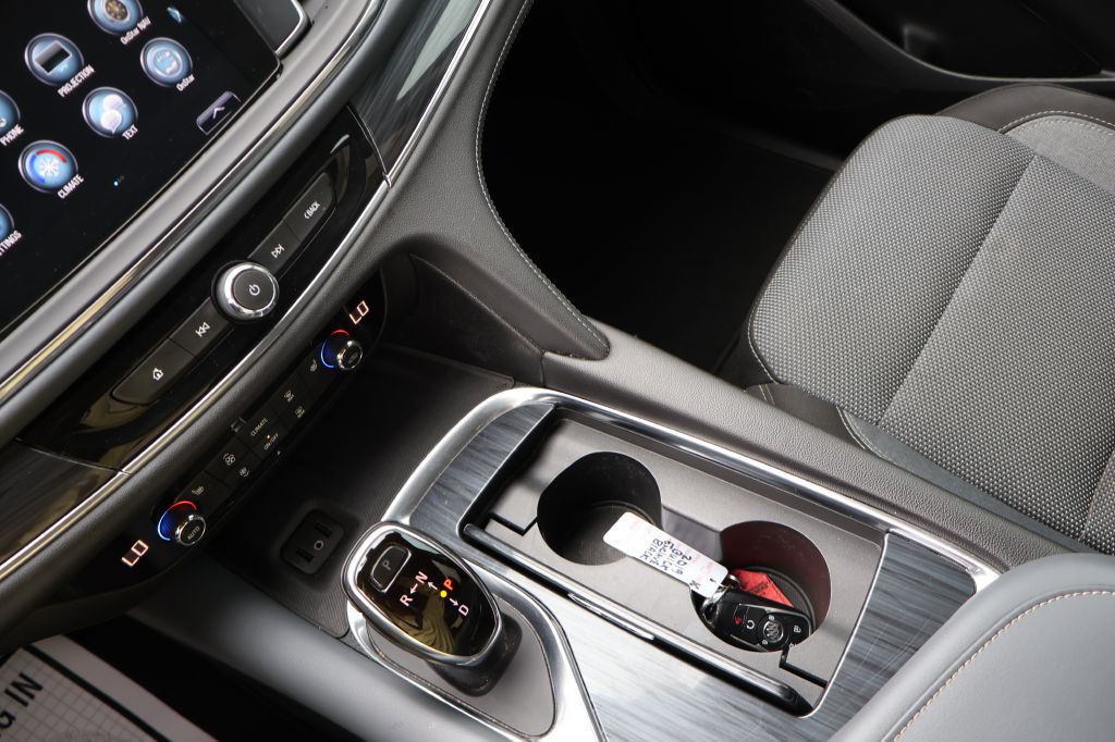 2019 Buick Enclave Image 38