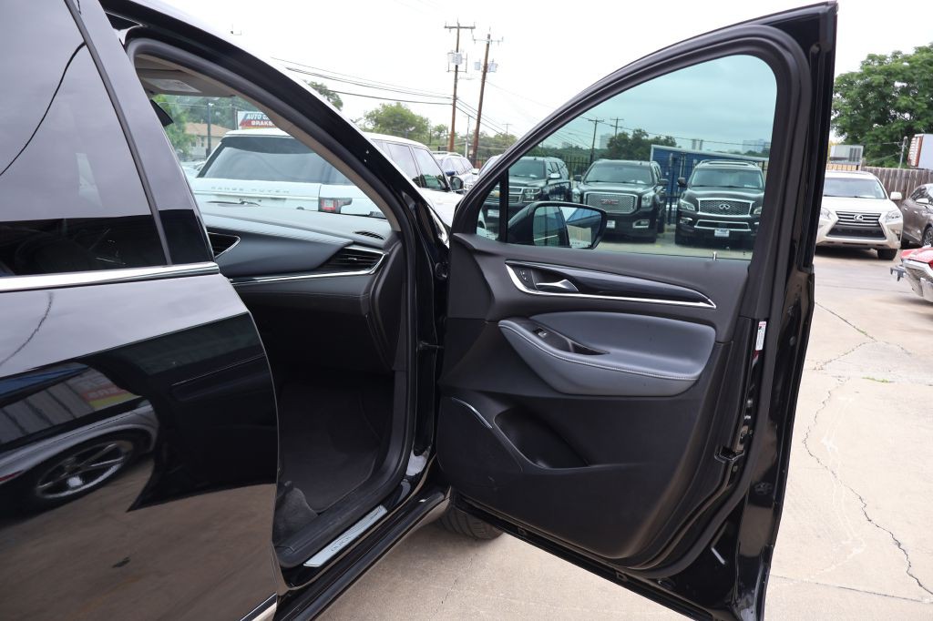 2019 Buick Enclave Image 50