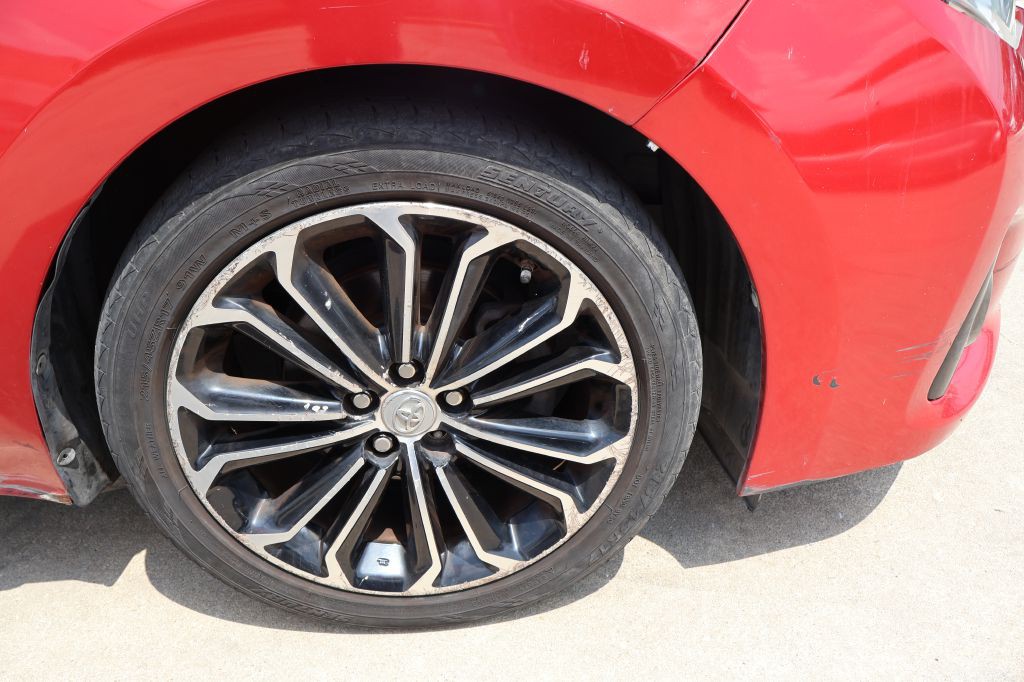 2016 Toyota Corolla Image 9