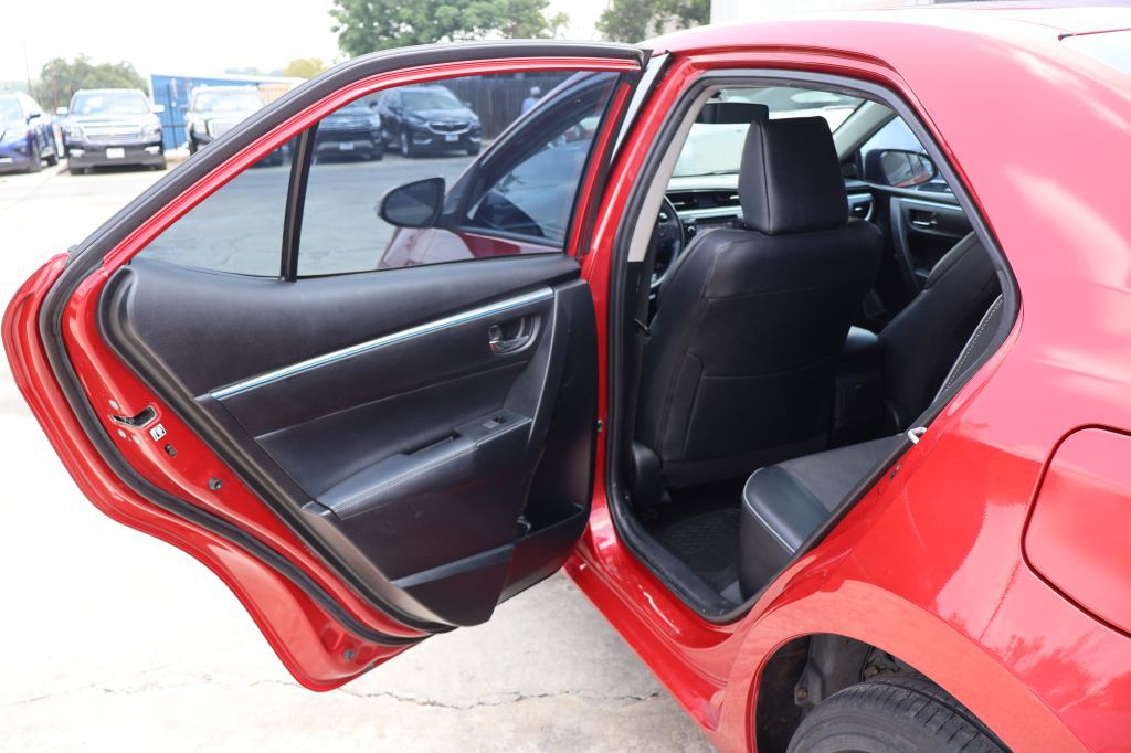 2016 Toyota Corolla Image 22