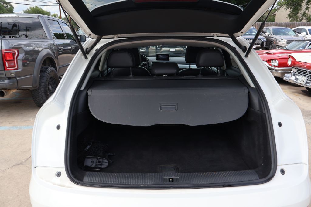 2016 Audi Q3 Image 10